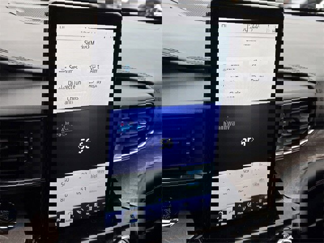 Certified 2022 Ford Explorer Platinum w/ Equipment Group 601A image 14