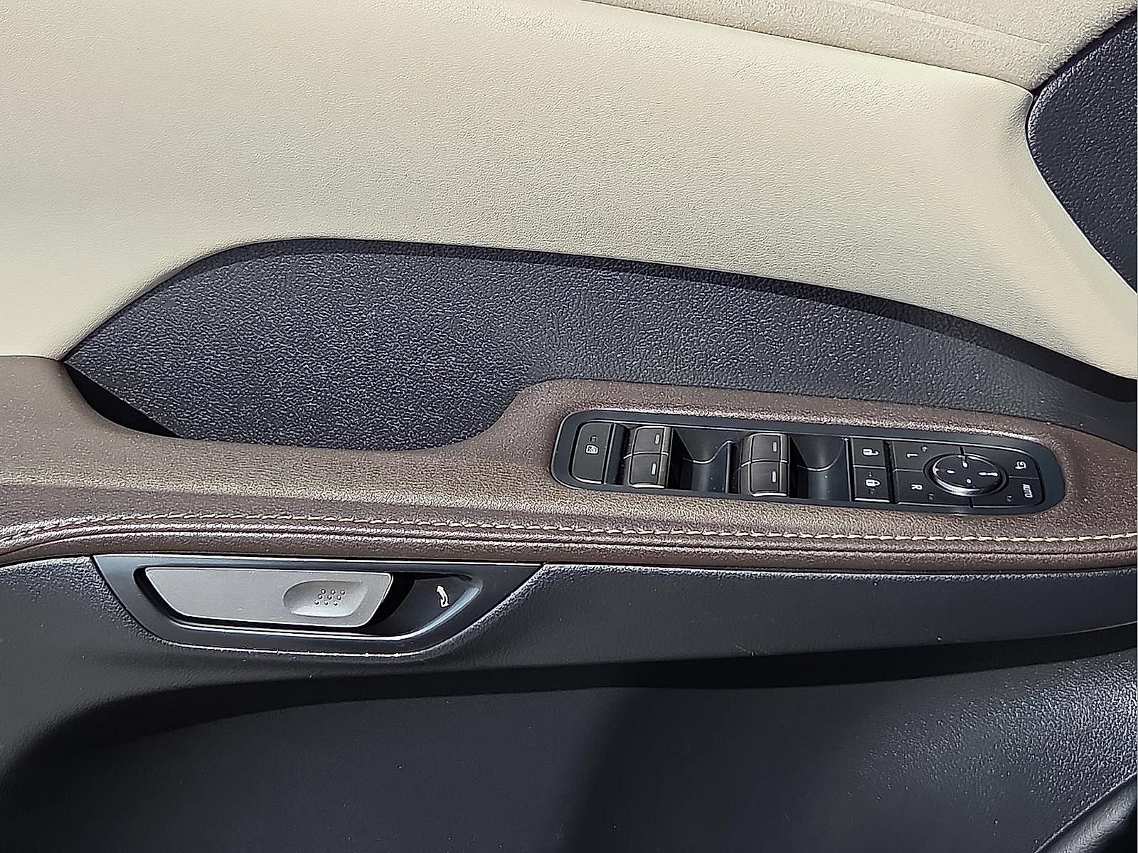 Used 2024 Lexus RX 350 FWD w/ Convenience Package image 13