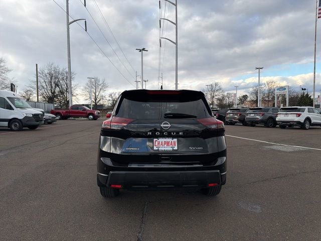 Used 2024 Nissan Rogue SV image 4