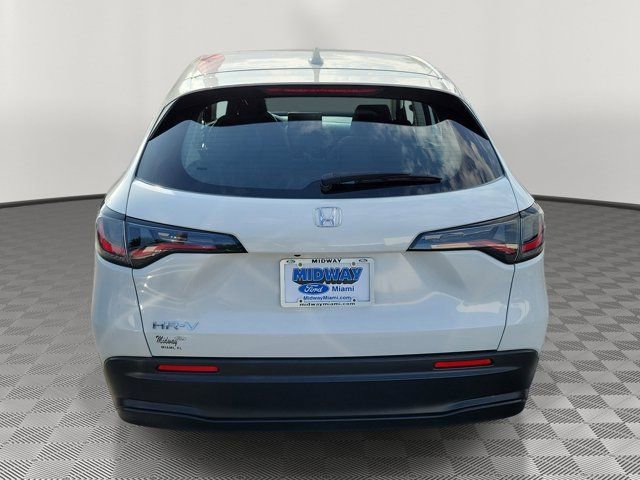 Used 2023 Honda HR-V LX image 5