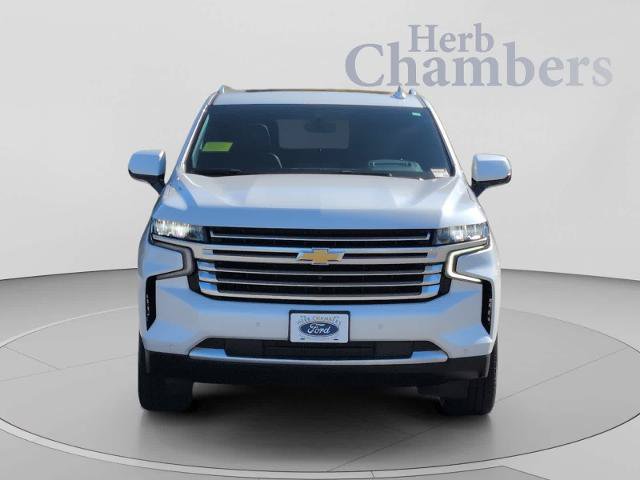 Used 2022 Chevrolet Tahoe High Country w/ Premium Package 2 AWD/4WD image 2