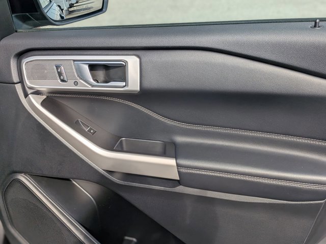 Certified 2023 Ford Explorer XLT w/ Equipment Group 202A image 38