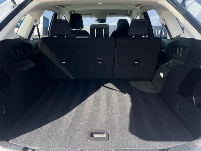 Certified 2023 Ford Edge SE w/ Black Appearance Package AWD/4WD image 18