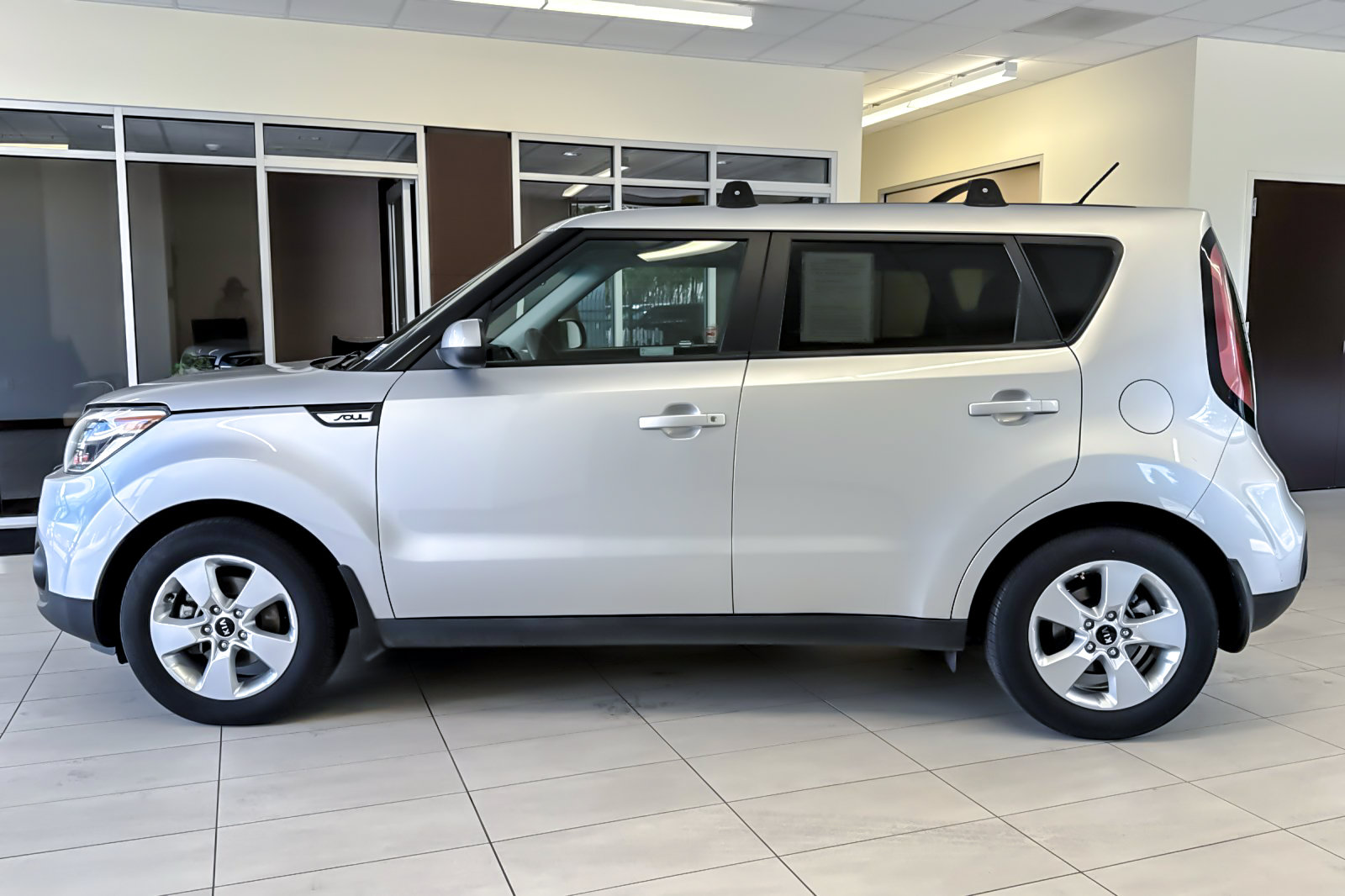 Used 2019 Kia Soul FWD image 7