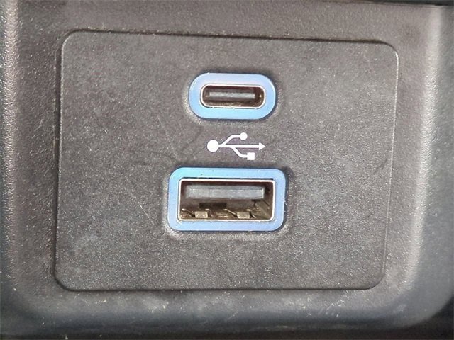 Certified 2022 Ford Maverick XL w/ Equipment Group 100A Standard image 22