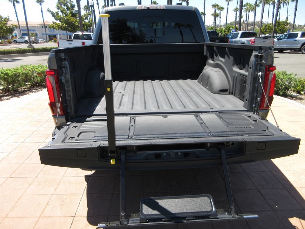 Certified 2025 Ford F150 Raptor AWD/4WD image 29
