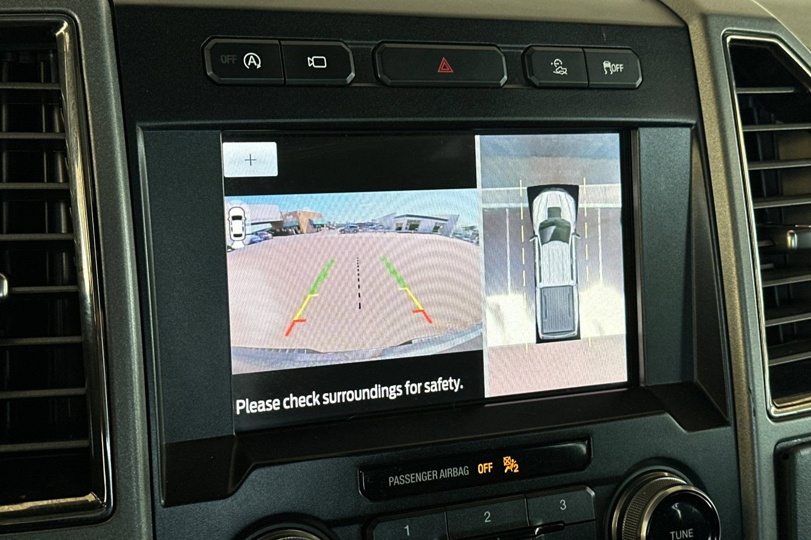 Certified 2019 Ford F150 Raptor w/ Equipment Group 802A Luxury image 18