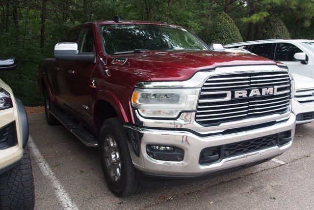 Used 2022 RAM 2500 Laramie AWD/4WD image 2