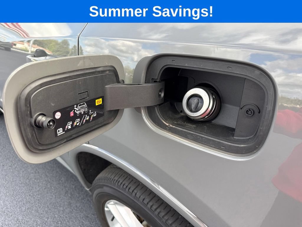Used 2025 Dodge Durango GT AWD/4WD image 15