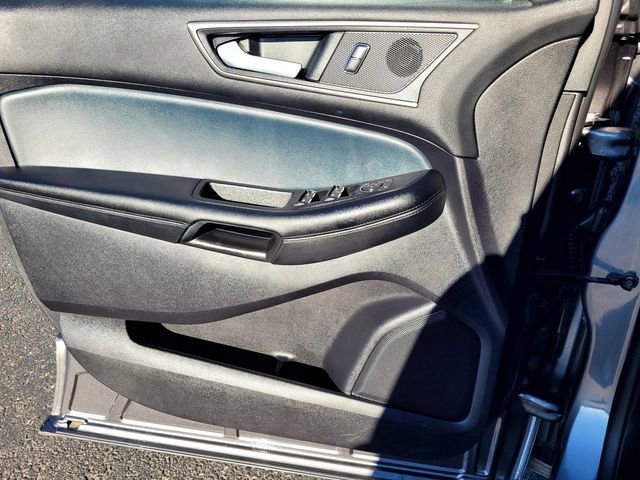 Certified 2022 Ford Edge SEL w/ Sport Appearance Package image 14