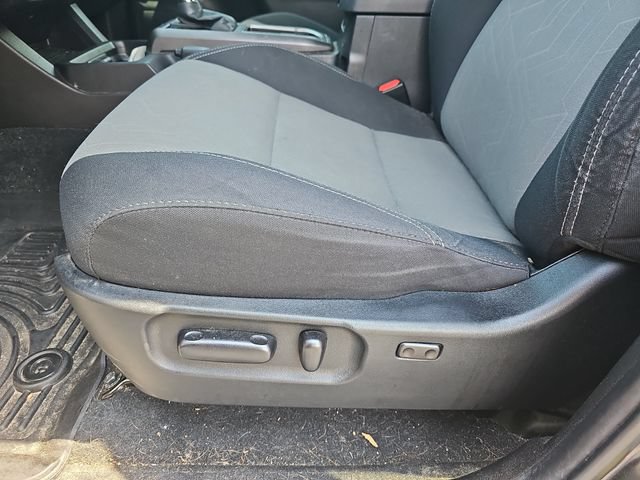 Used 2022 Toyota Tacoma TRD Sport w/ Technology Package RWD image 12