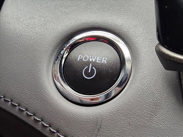 Used 2023 Toyota Highlander XLE image 17