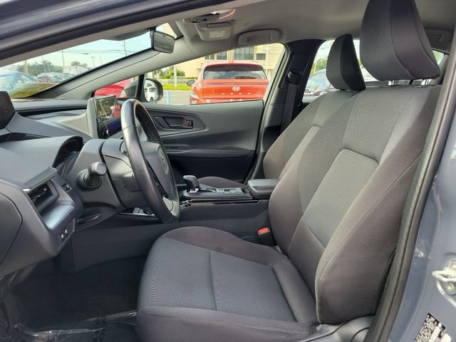 Used 2024 Toyota Prius LE FWD image 19