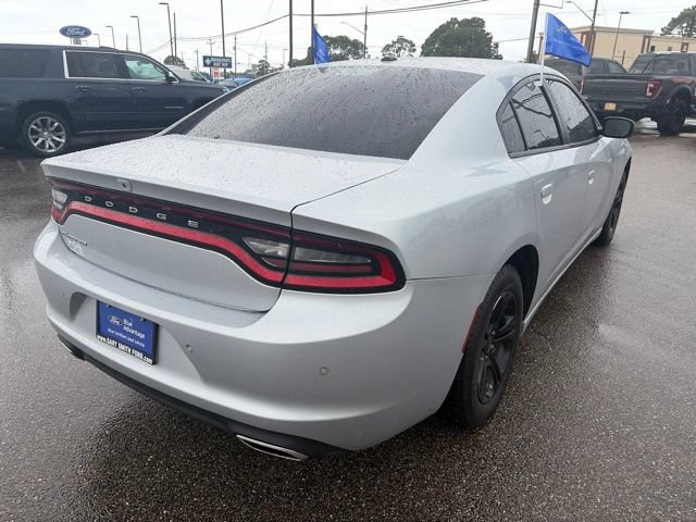 Used 2022 Dodge Charger SXT RWD image 8