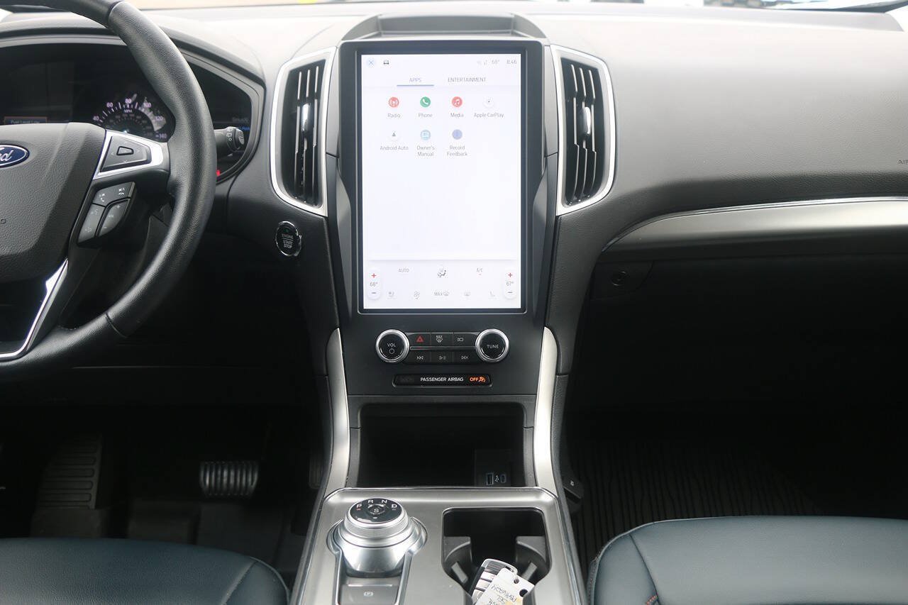 Certified 2023 Ford Edge SEL w/ Sport Appearance Package AWD/4WD image 18