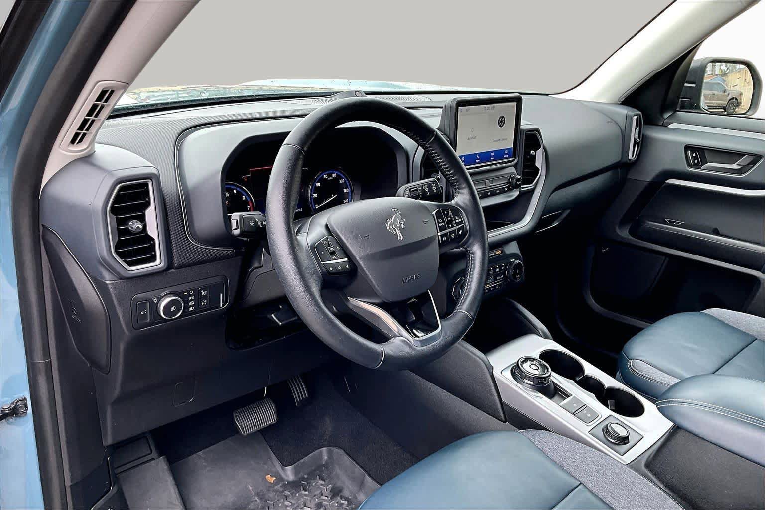 Certified 2022 Ford Bronco Sport Outer Banks w/ Tech Package AWD/4WD image 18