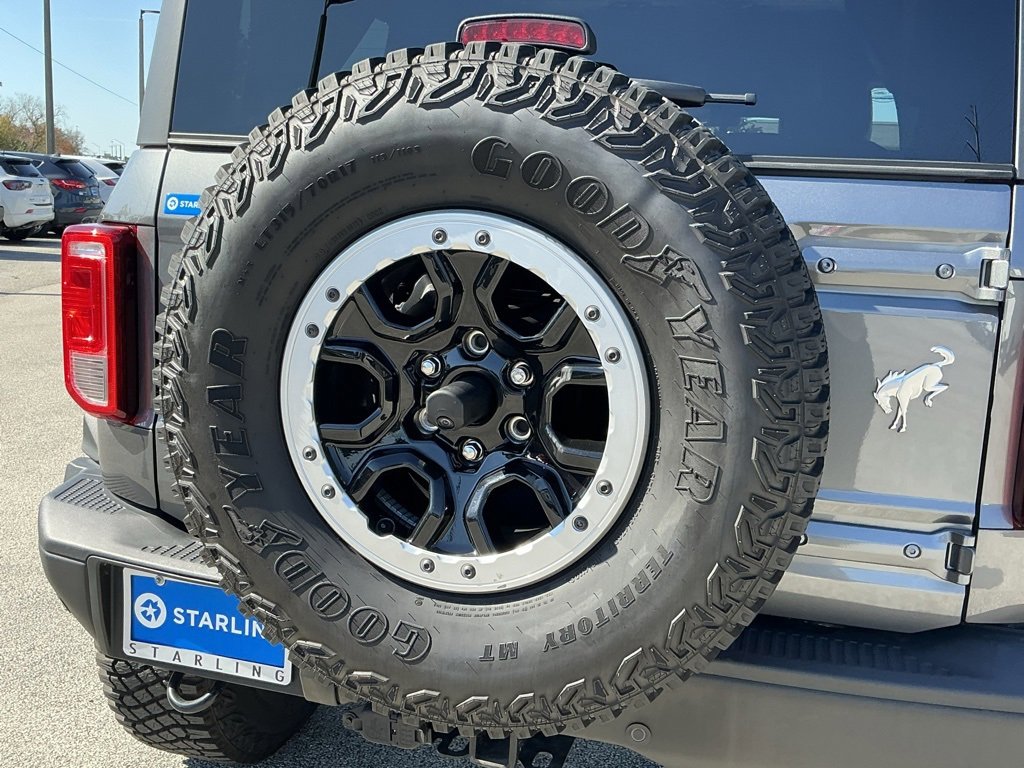 Certified 2022 Ford Bronco Black Diamond w/ Sasquatch Package image 26