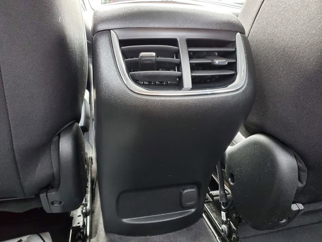Used 2022 Chevrolet Malibu LT image 27