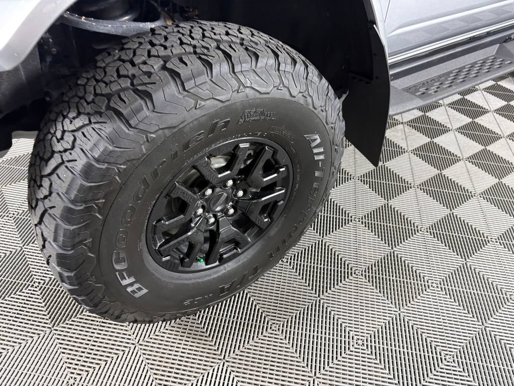 Certified 2024 Ford Bronco Raptor w/ Interior Carbon Fiber Pack 6 AWD/4WD image 9