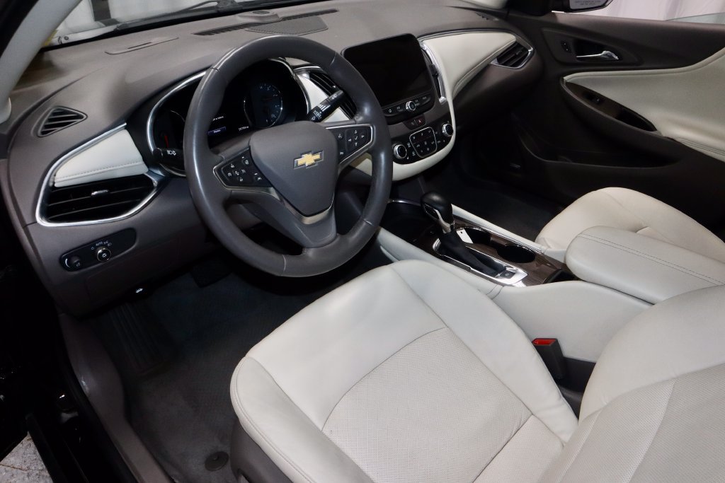 Used 2024 Chevrolet Malibu LT FWD image 26