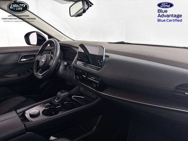 Used 2023 Nissan Rogue Platinum w/ Platinum Premium Package image 32