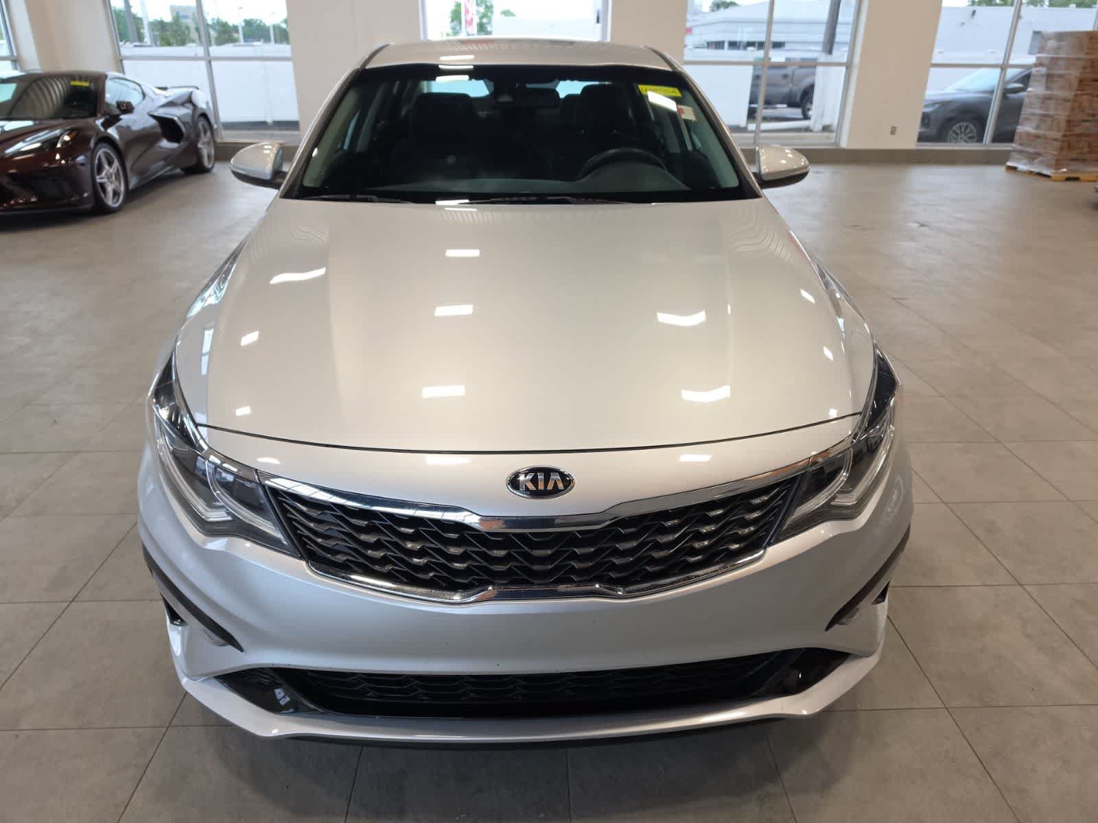 Used 2020 Kia Optima LX FWD image 3