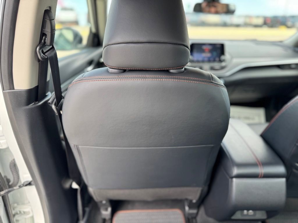 Used 2025 Nissan Altima 2.5 SR FWD image 33