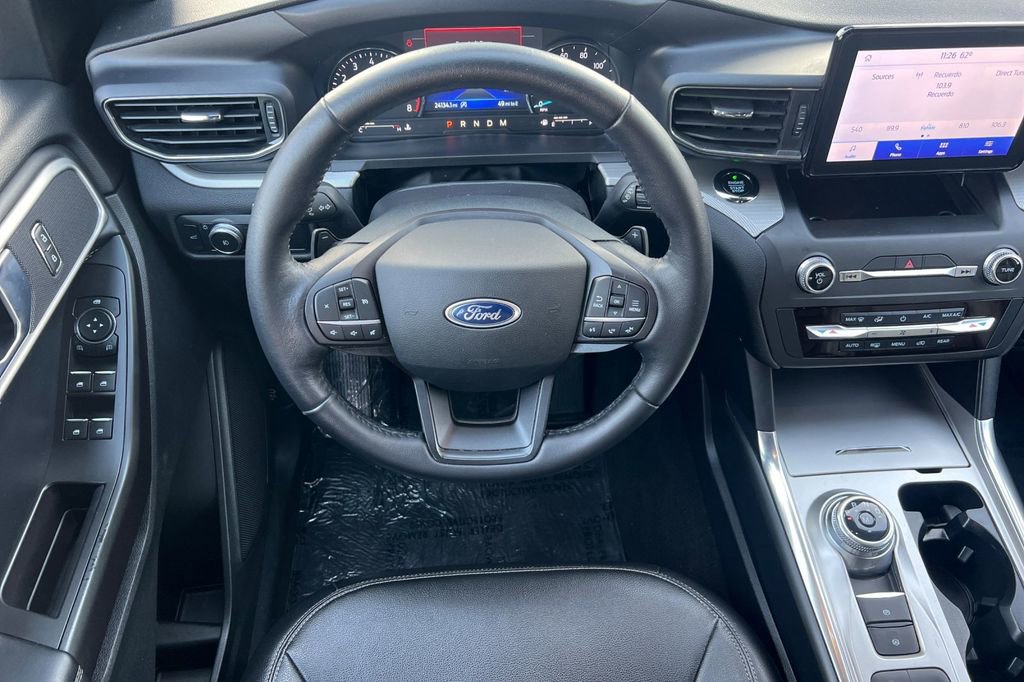 Certified 2020 Ford Explorer XLT w/ Equipment Group 202A image 16