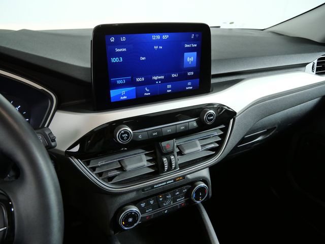 Certified 2022 Ford Escape SE w/ Cold Weather Package image 17