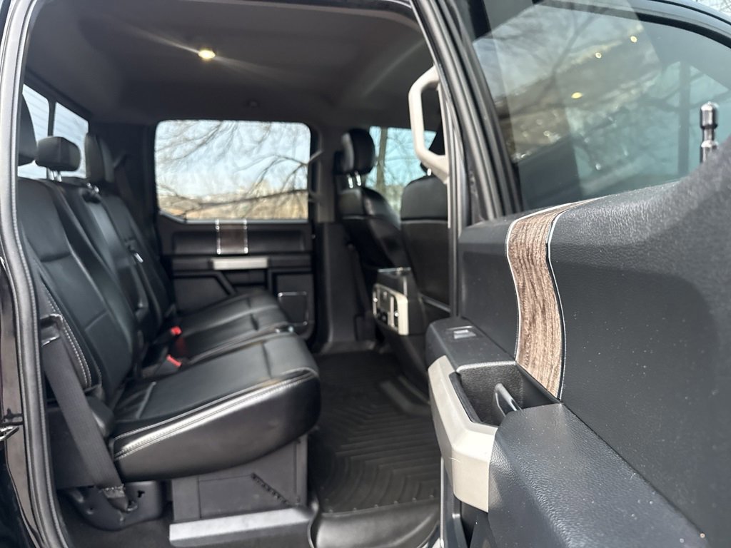 Certified 2018 Ford F350 Lariat w/ Chrome Package image 22