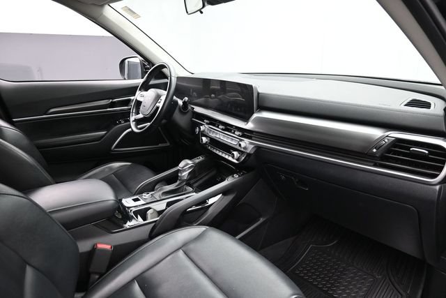 Used 2025 Kia Telluride S AWD/4WD image 30