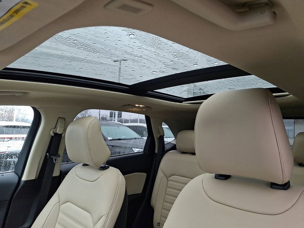 Certified 2022 Ford Edge SEL w/ Convenience Package image 14