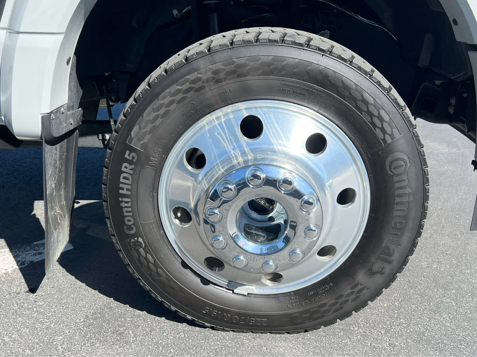 Certified 2025 Ford F450 Platinum AWD/4WD image 16