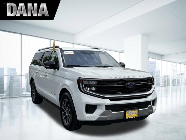 Certified 2025 Ford Expedition Max Platinum AWD/4WD image 1