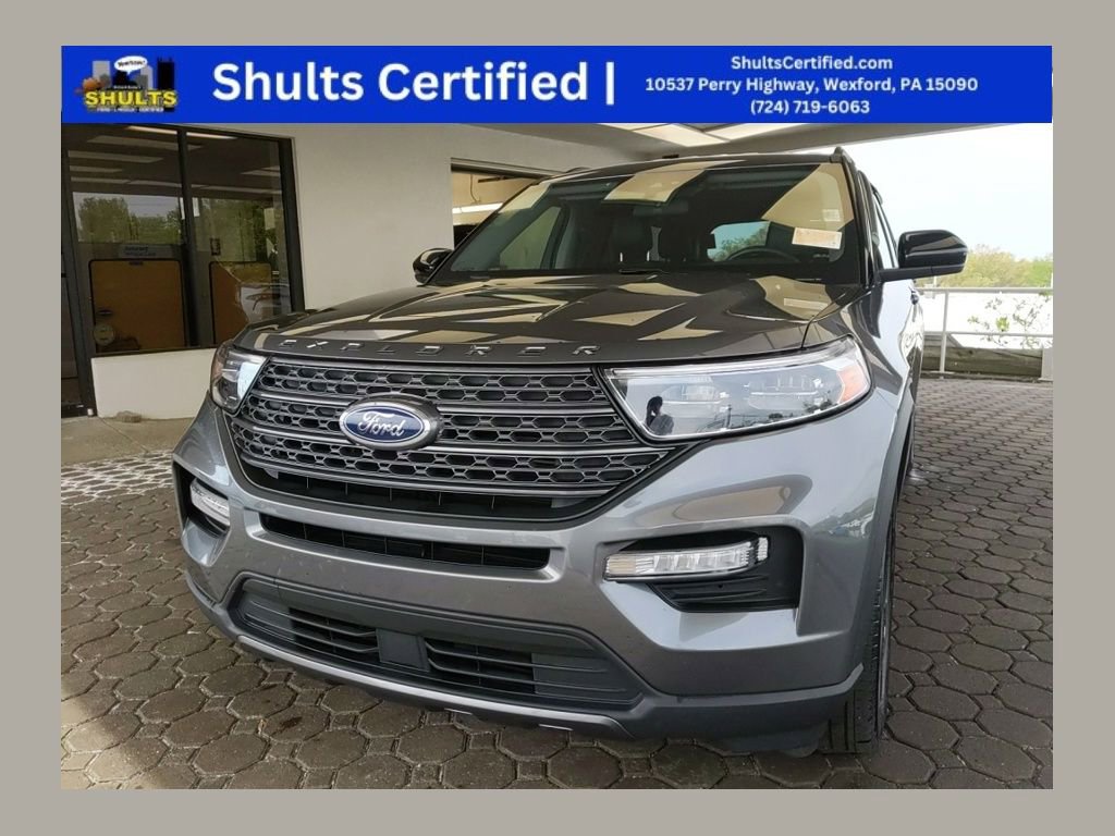 Certified 2023 Ford Explorer XLT w/ Equipment Group 202A AWD/4WD image 1