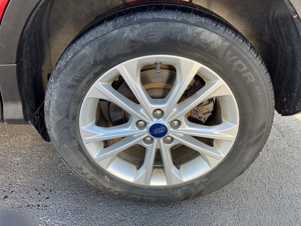 Certified 2019 Ford Escape SE image 15