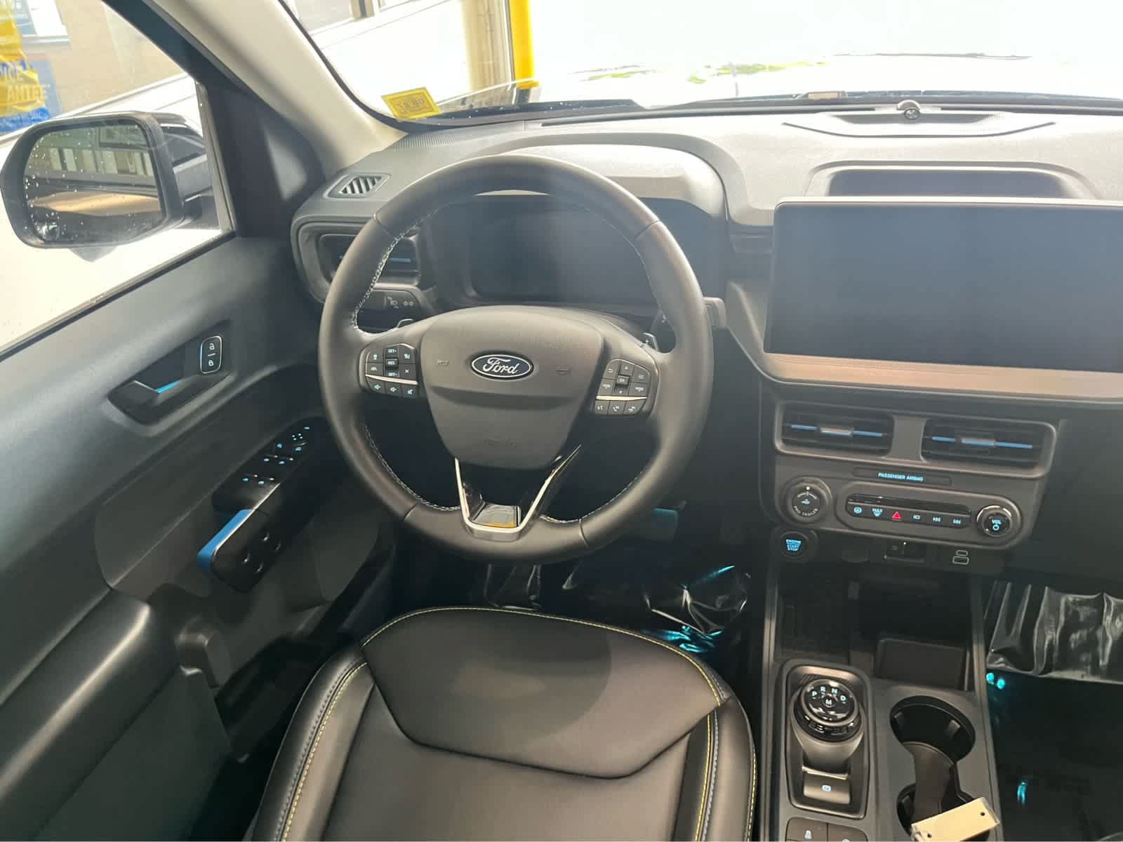 Certified 2025 Ford Maverick Lobo AWD/4WD image 16