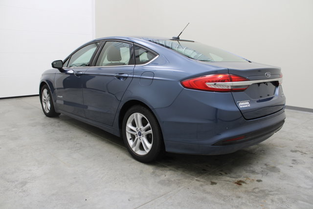 Certified 2018 Ford Fusion SE FWD image 16