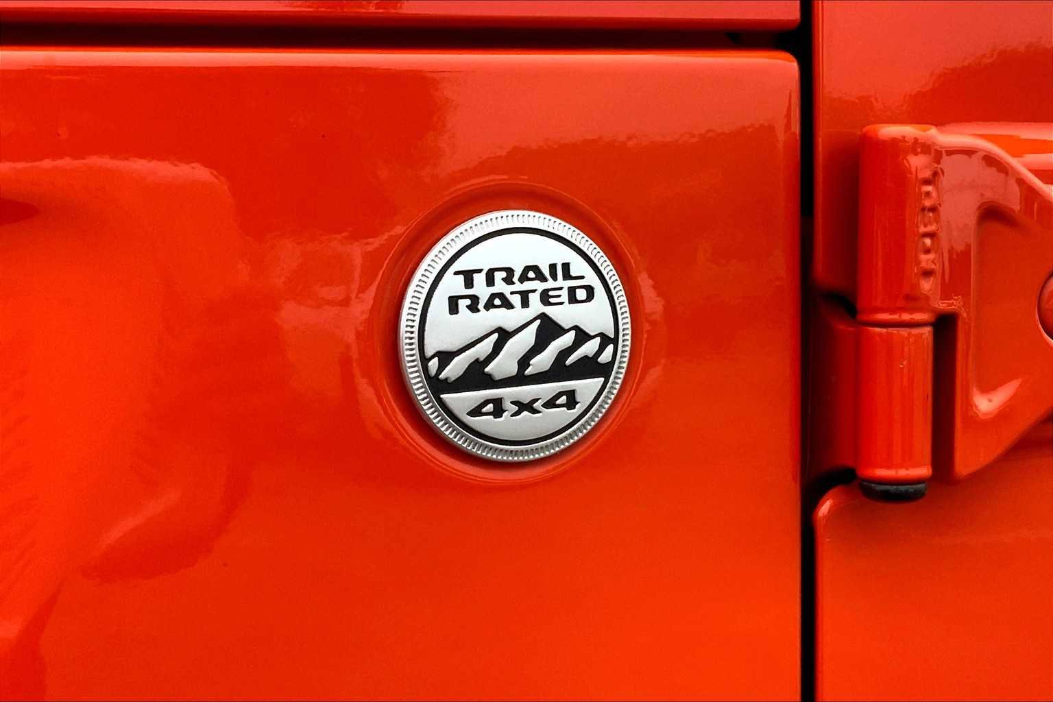 Used 2018 Jeep Wrangler Unlimited Sahara image 9