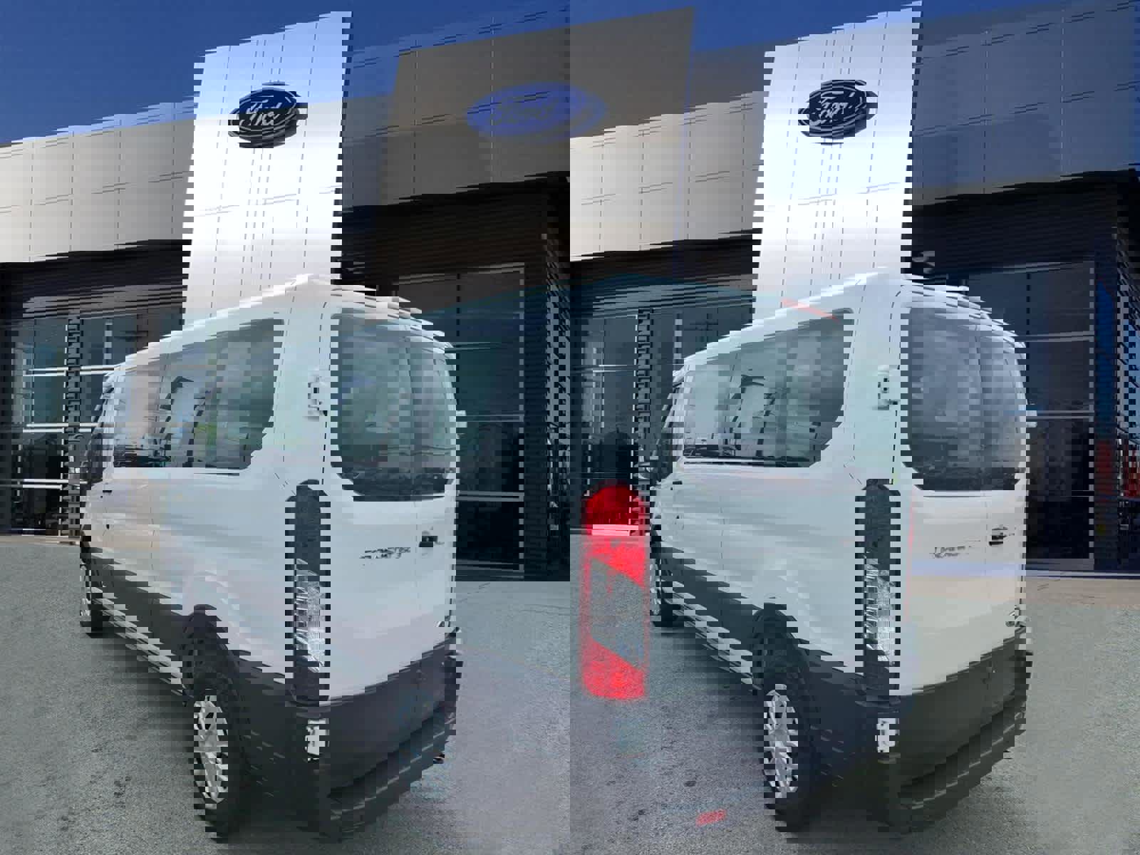Certified 2023 Ford Transit 350 XLT image 2