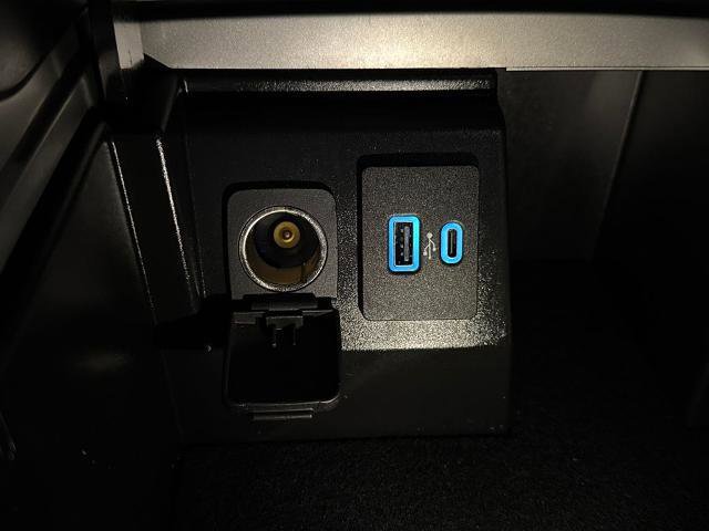 Certified 2021 Ford Explorer Limited w/ Equipment Group 301A image 28