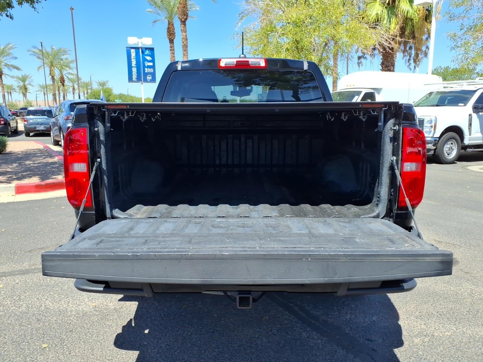 Used 2020 Chevrolet Colorado LT w/ Safety Package RWD image 16