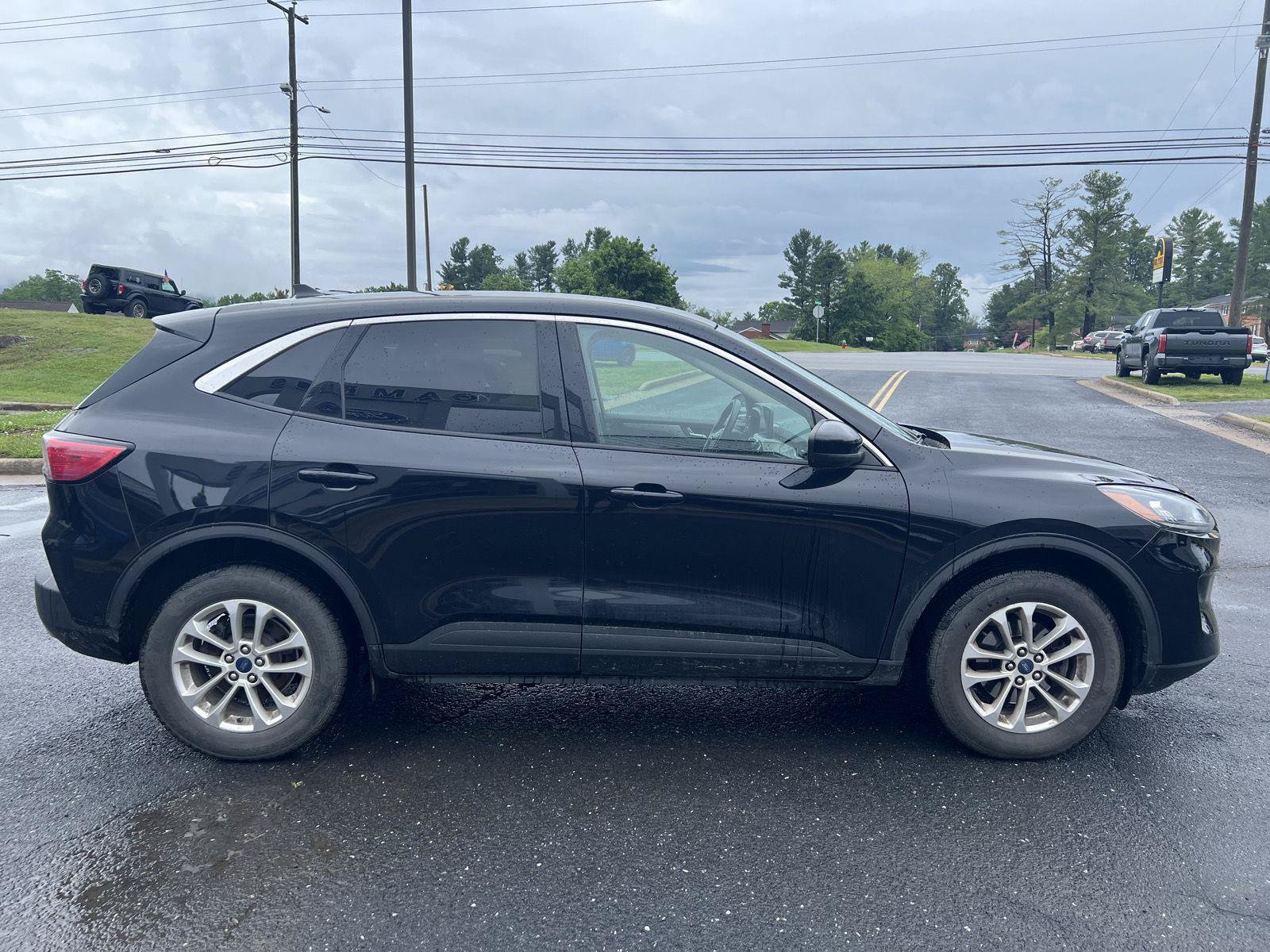 Certified 2020 Ford Escape SE AWD/4WD image 6