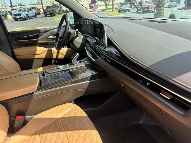 Used 2021 Cadillac Escalade Premium Luxury w/ Driver Assist Tech Package image 24