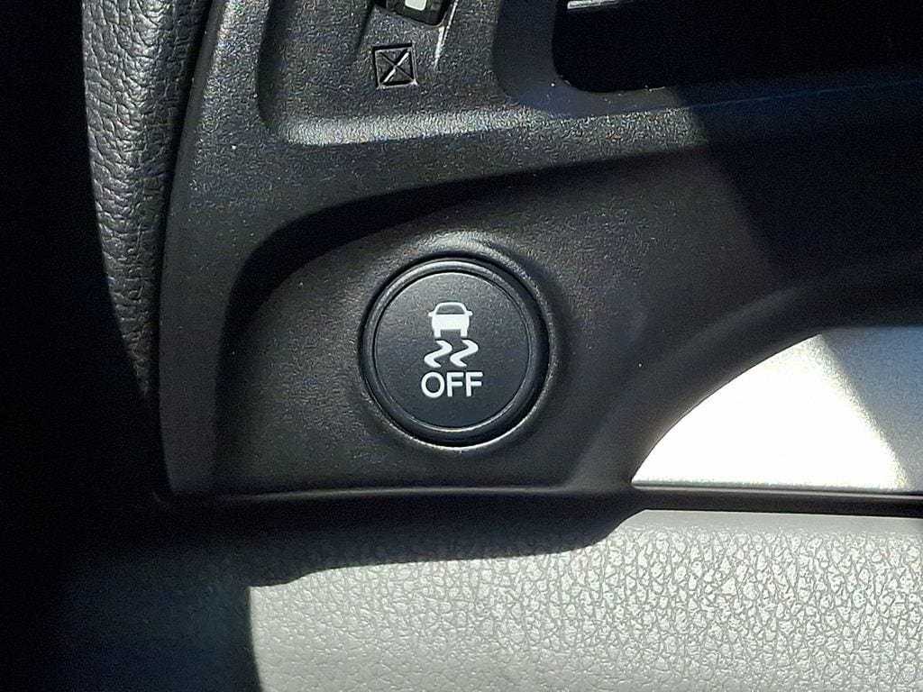 Used 2018 Acura ILX FWD image 25