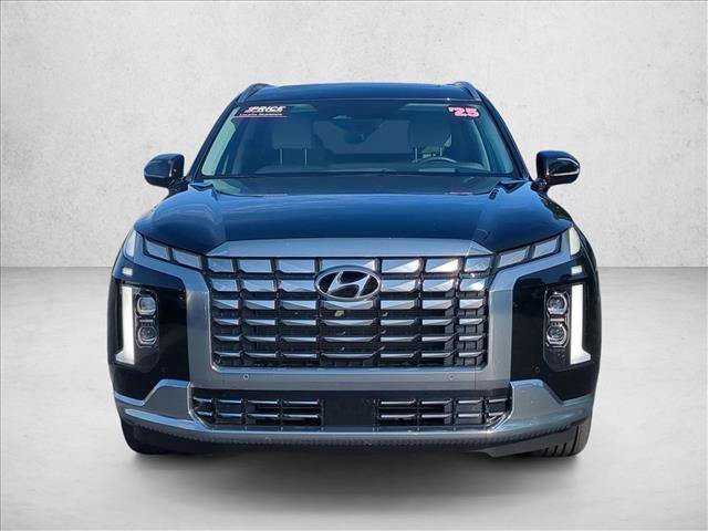 Used 2025 Hyundai Palisade Calligraphy image 2