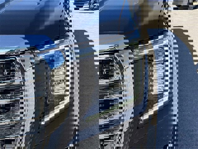 Used 2021 GMC Yukon SLT w/ SLT Premium Package image 10