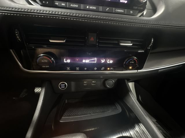 Used 2021 Nissan Rogue SV AWD/4WD image 21