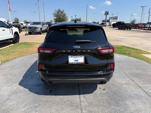 Certified 2024 Ford Escape ST-Line FWD image 6