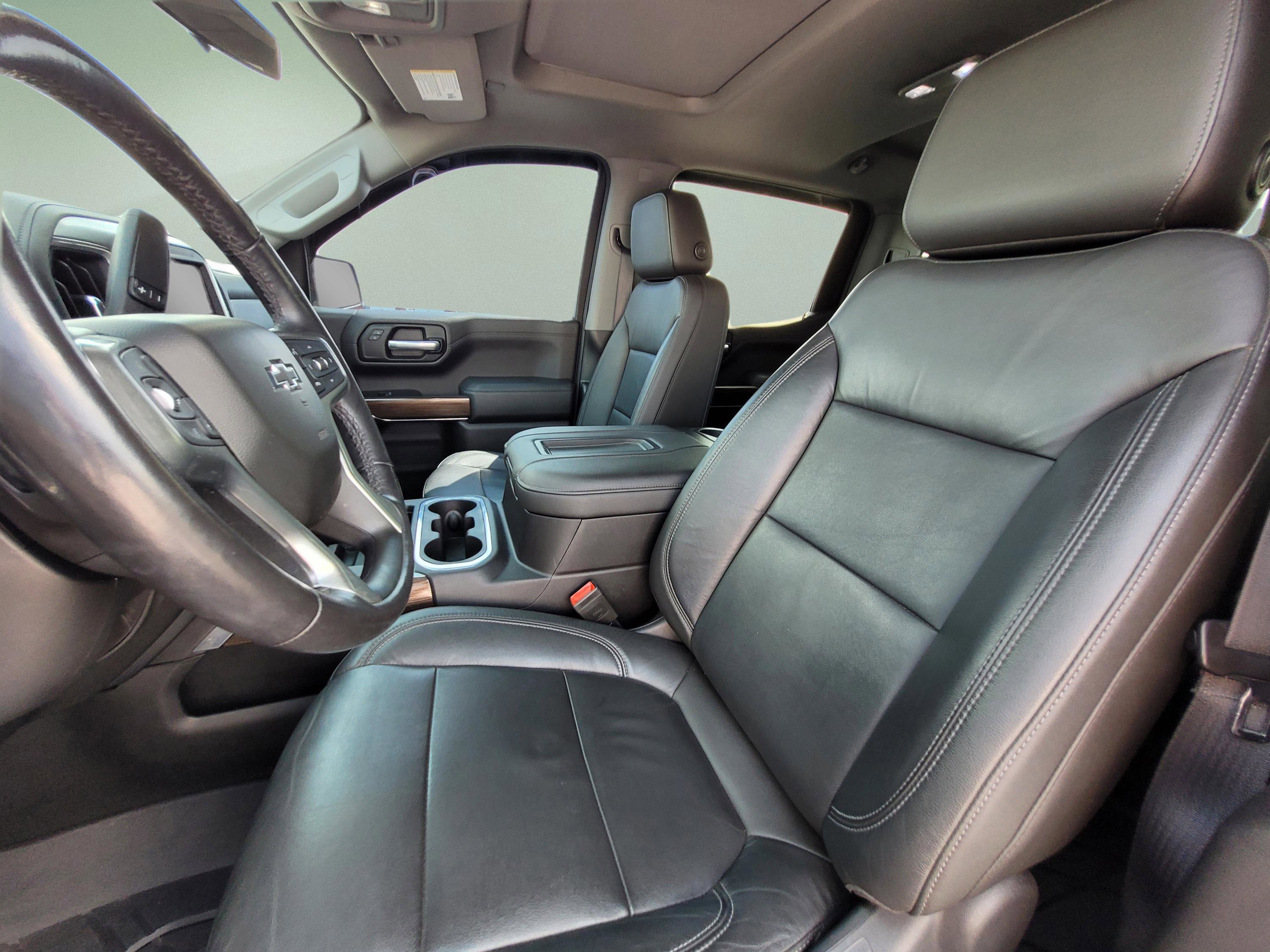 Used 2019 Chevrolet Silverado 1500 LT Trail Boss AWD/4WD image 30